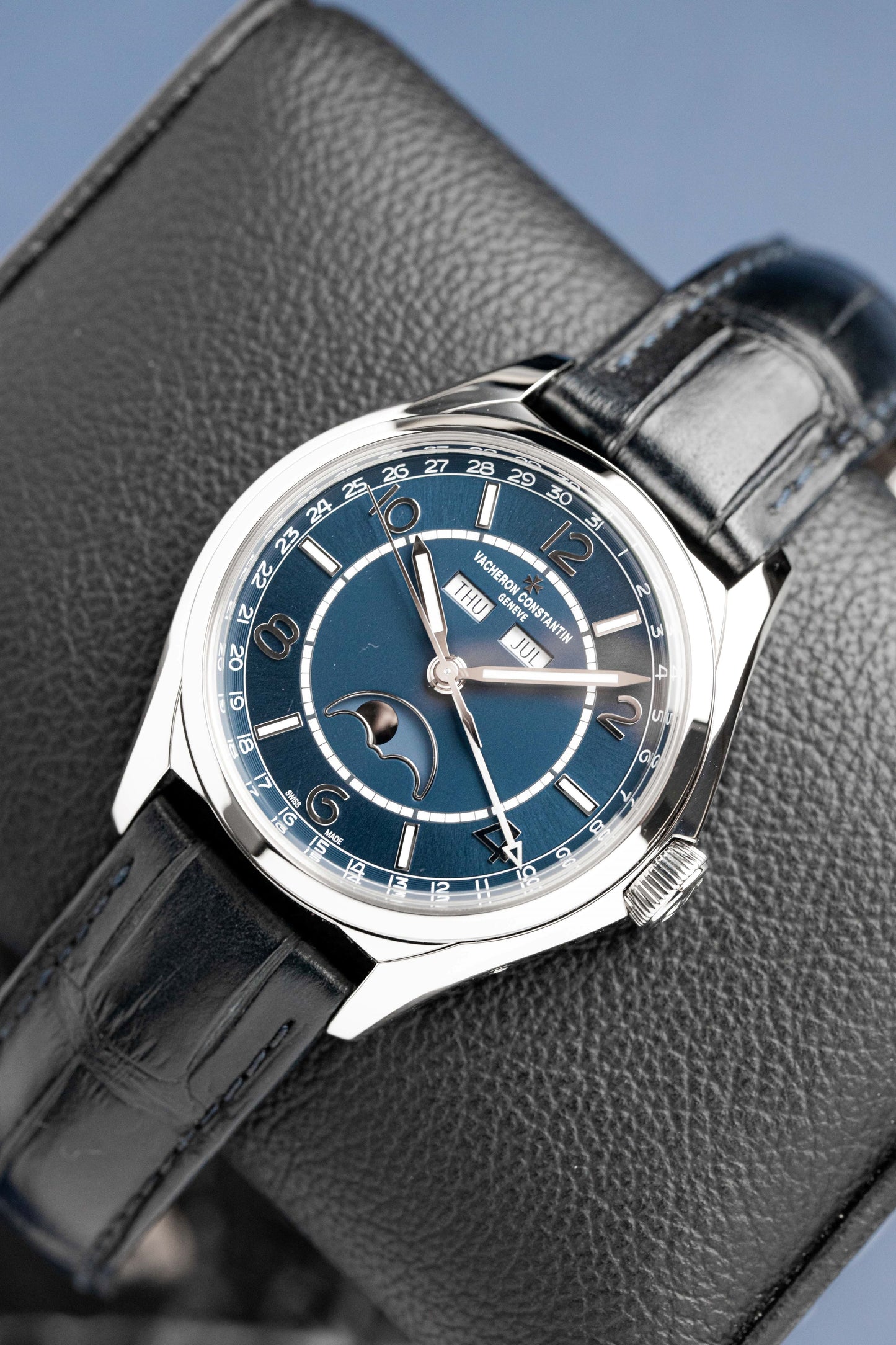 VACHERON CONSTANTIN FIFTYSIX COMPLETE CALENDAR REF: 4000E/000A-B548 (2022)
