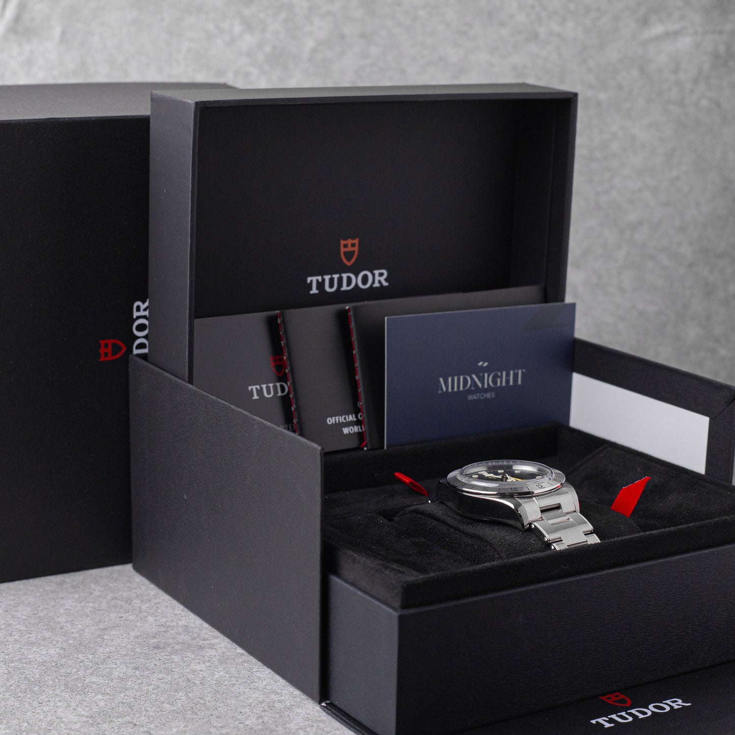 TUDOR BLACK BAY PRO REF: 79470