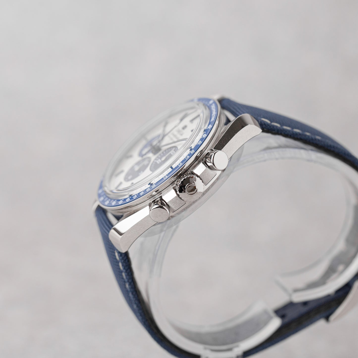 OMEGA SPEEDMASTER 'SILVER SNOOPY AWARD' REF: 310.32.42.50.02.001