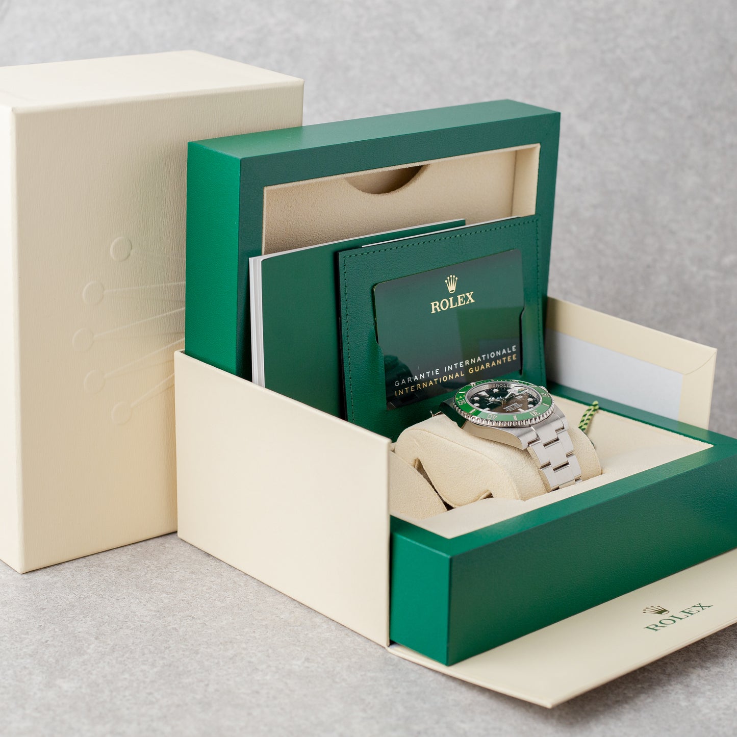 ROLEX SUBMARINER DATE REF: 126610LV (2025)