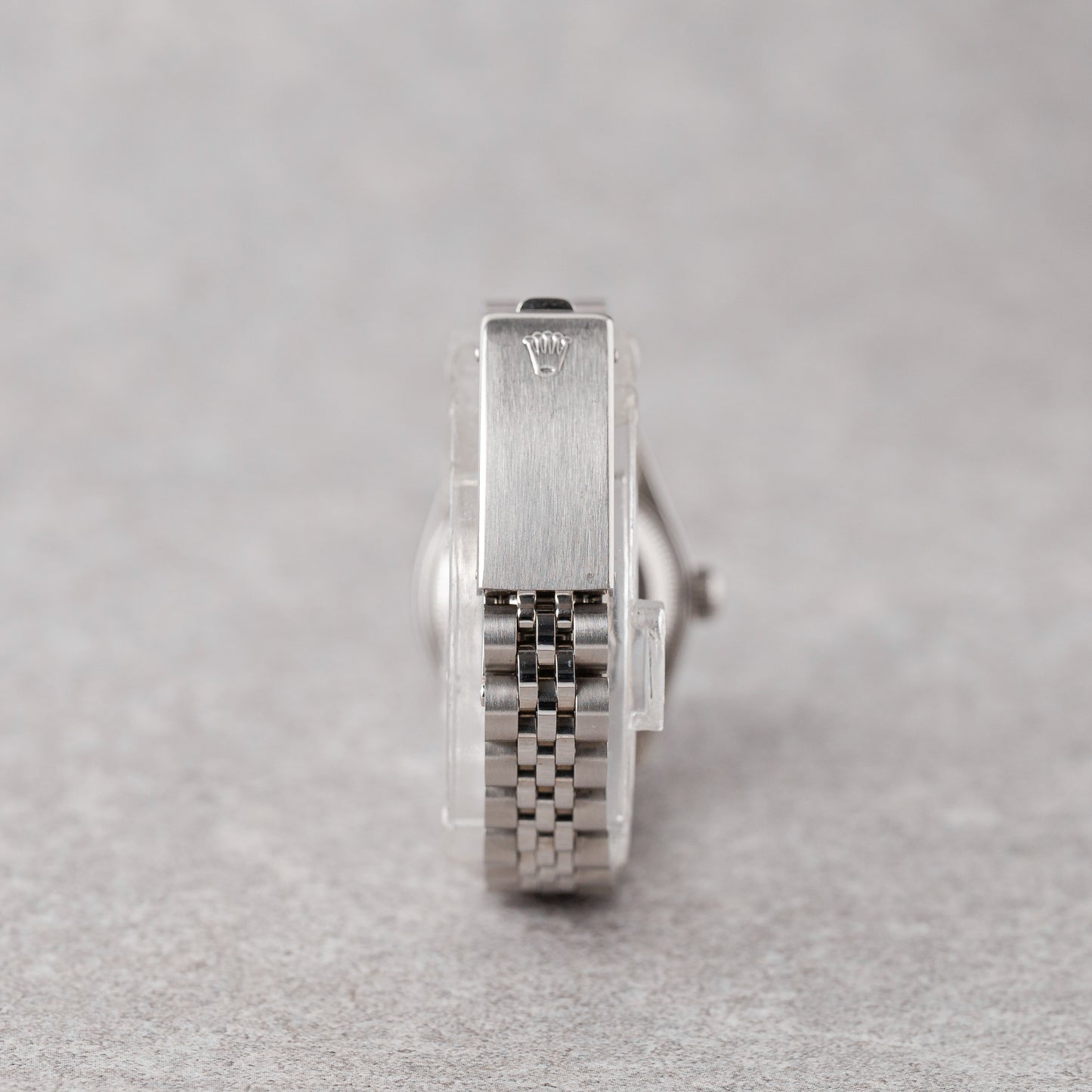 ROLEX LADY-DATEJUST 26 BLACK DIAMOND DIAL REF: 69174 (1990)