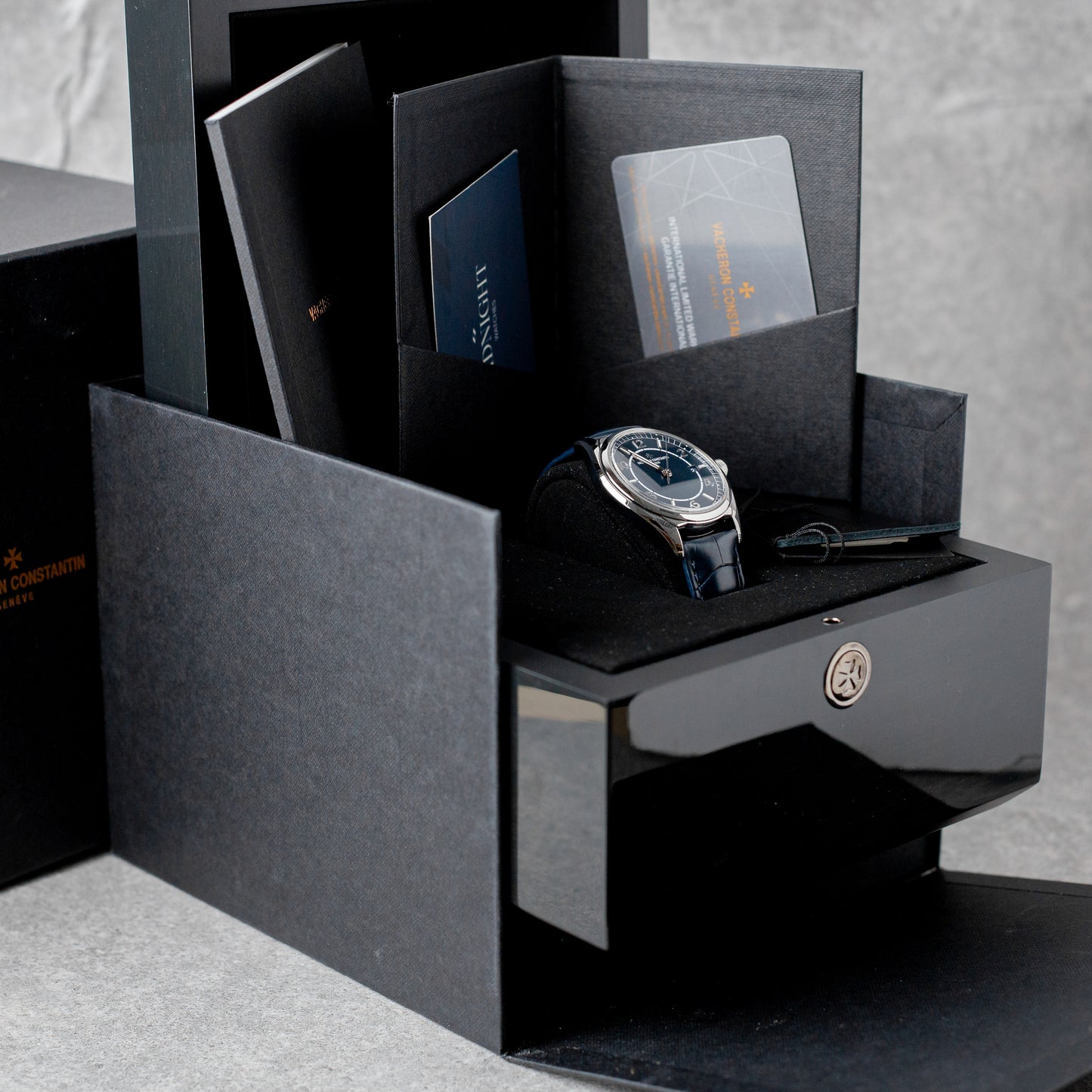 VACHERON CONSTANTIN FIFTYSIX BLUE REF: 4600E/000A-B487