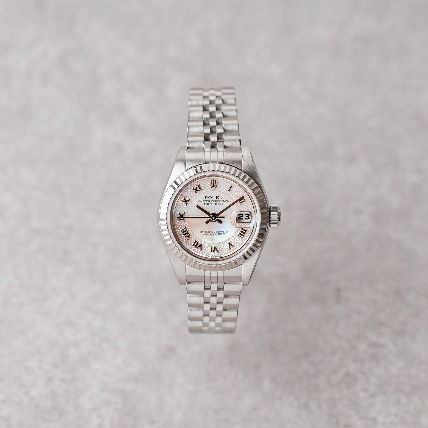 ROLEX LADY-DATEJUST 26 MOTHER OF PEARL DIAL REF: 79174