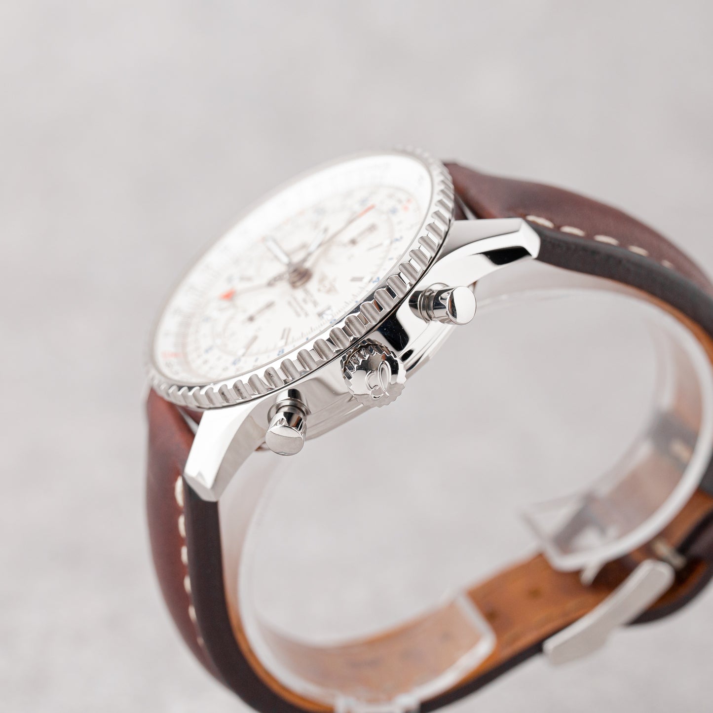 BREITLING NAVITIMER WORLD REF: A2432212/G771