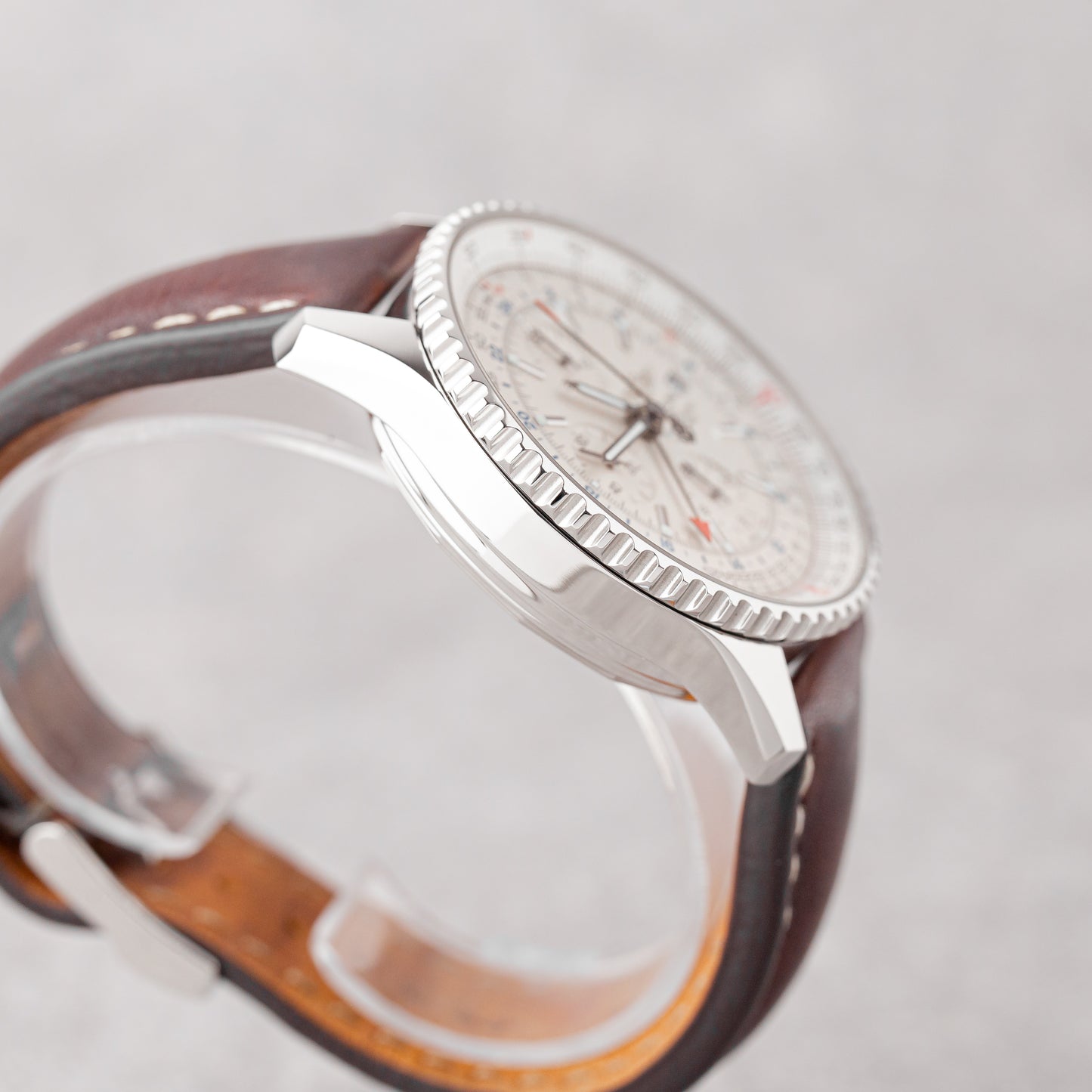 BREITLING NAVITIMER WORLD REF: A2432212/G771