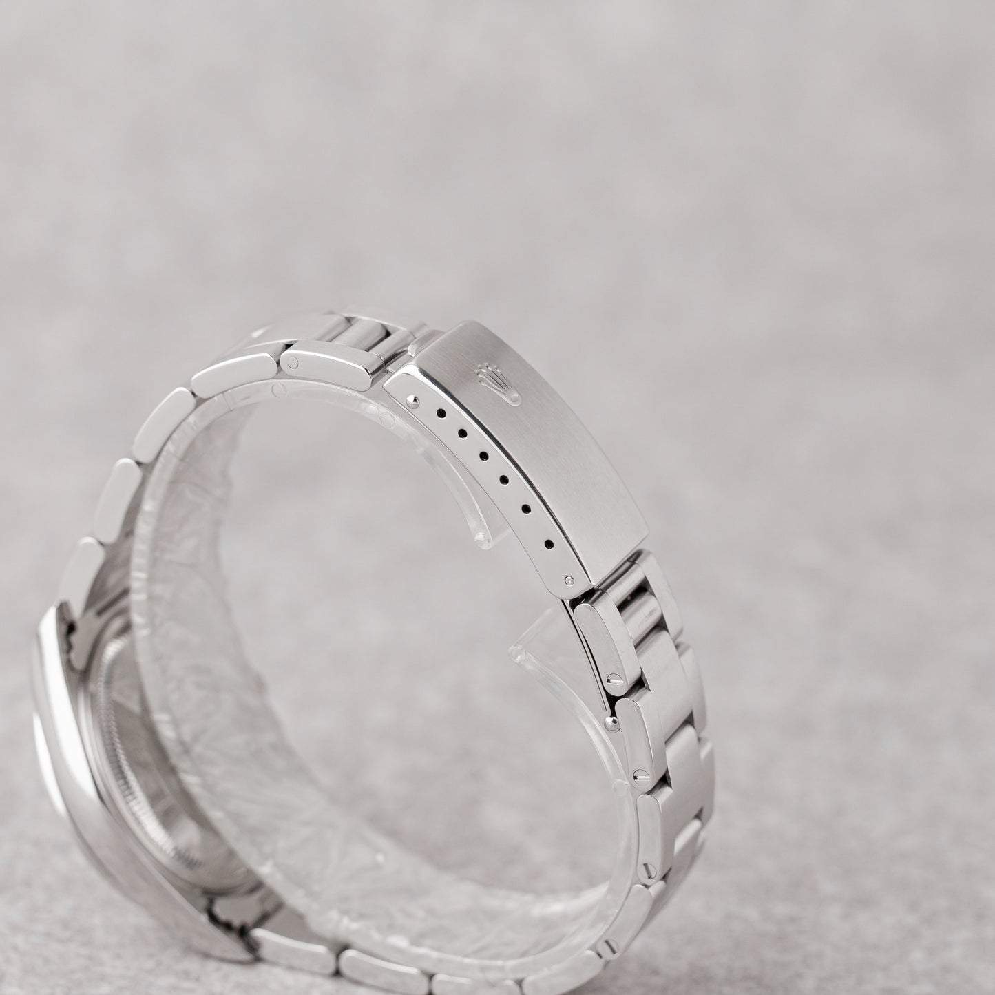 ROLEX OYSTER PERPETUAL DATE REF: 15200 (1997)
