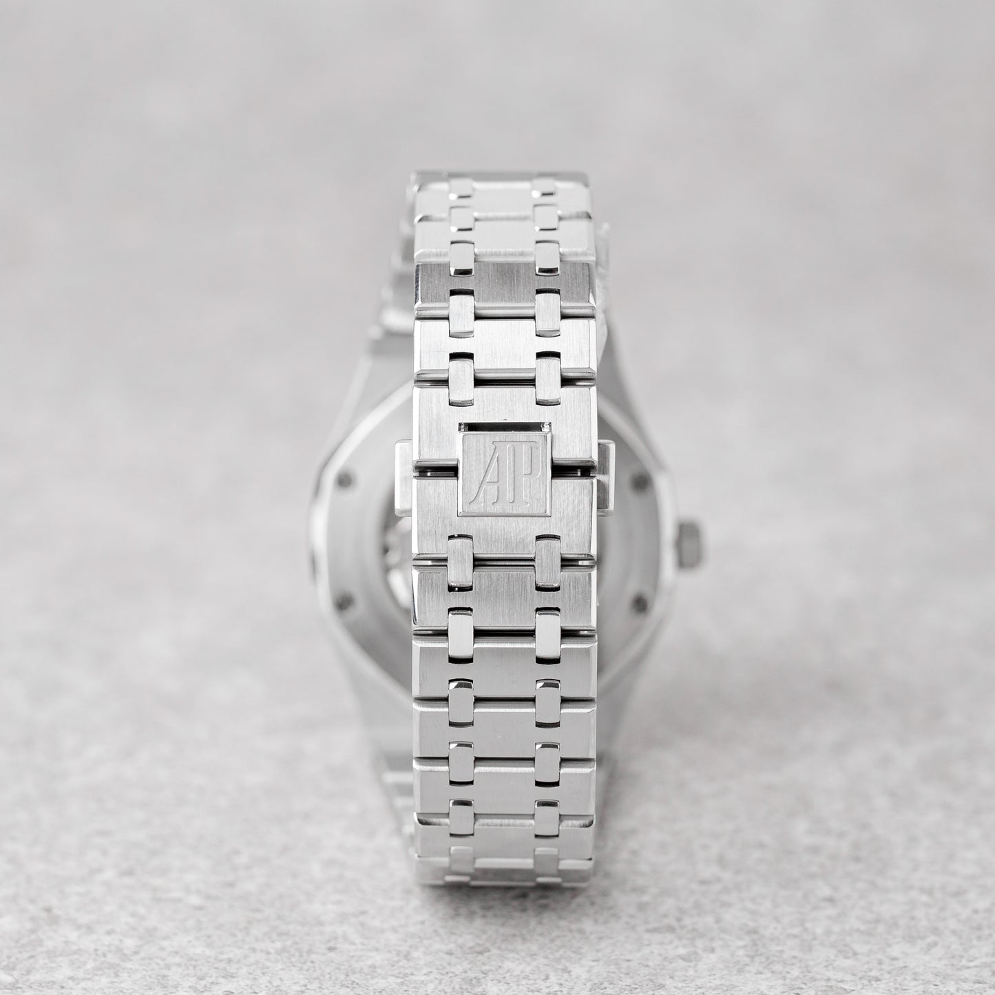 AUDEMARS PIGUET ROYAL OAK 41MM WHITE DIAL REF: 15400ST (2018)