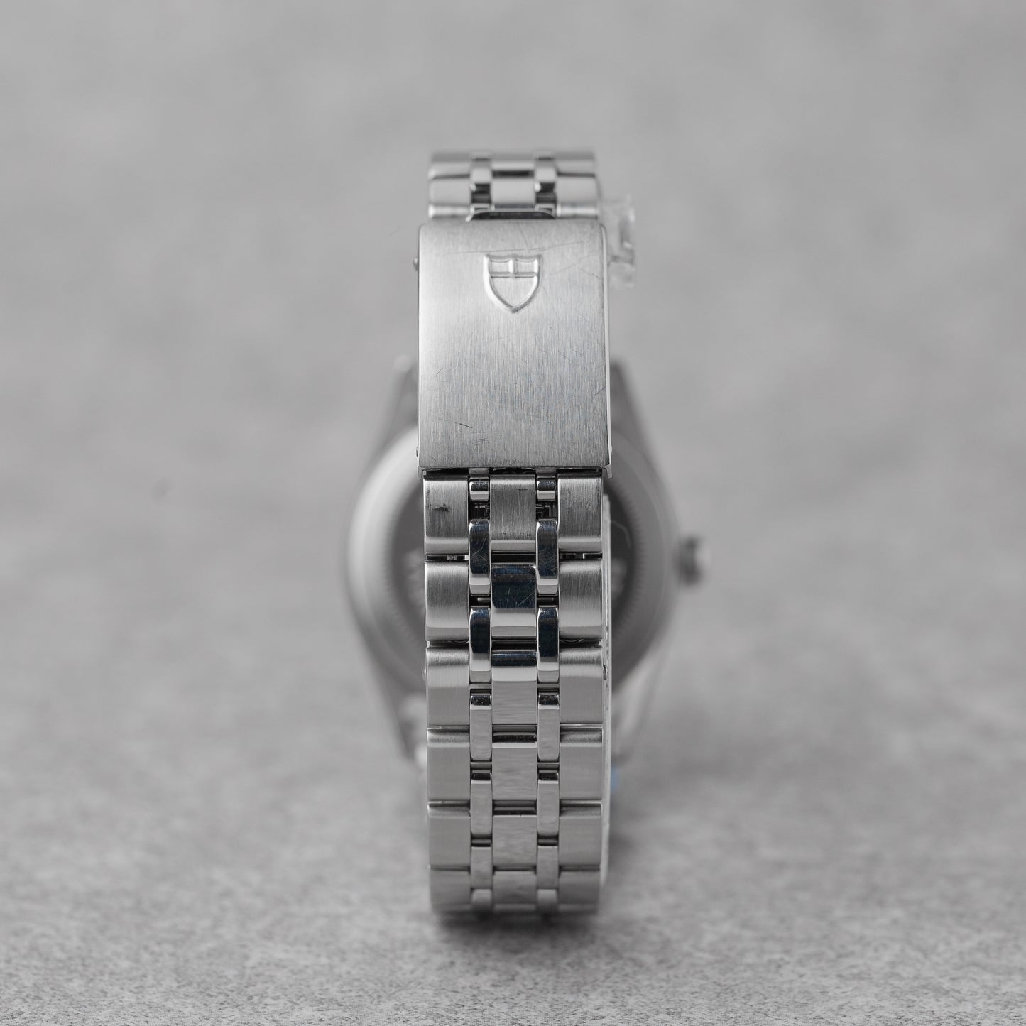 TUDOR PRINCE DATE REF: 74034