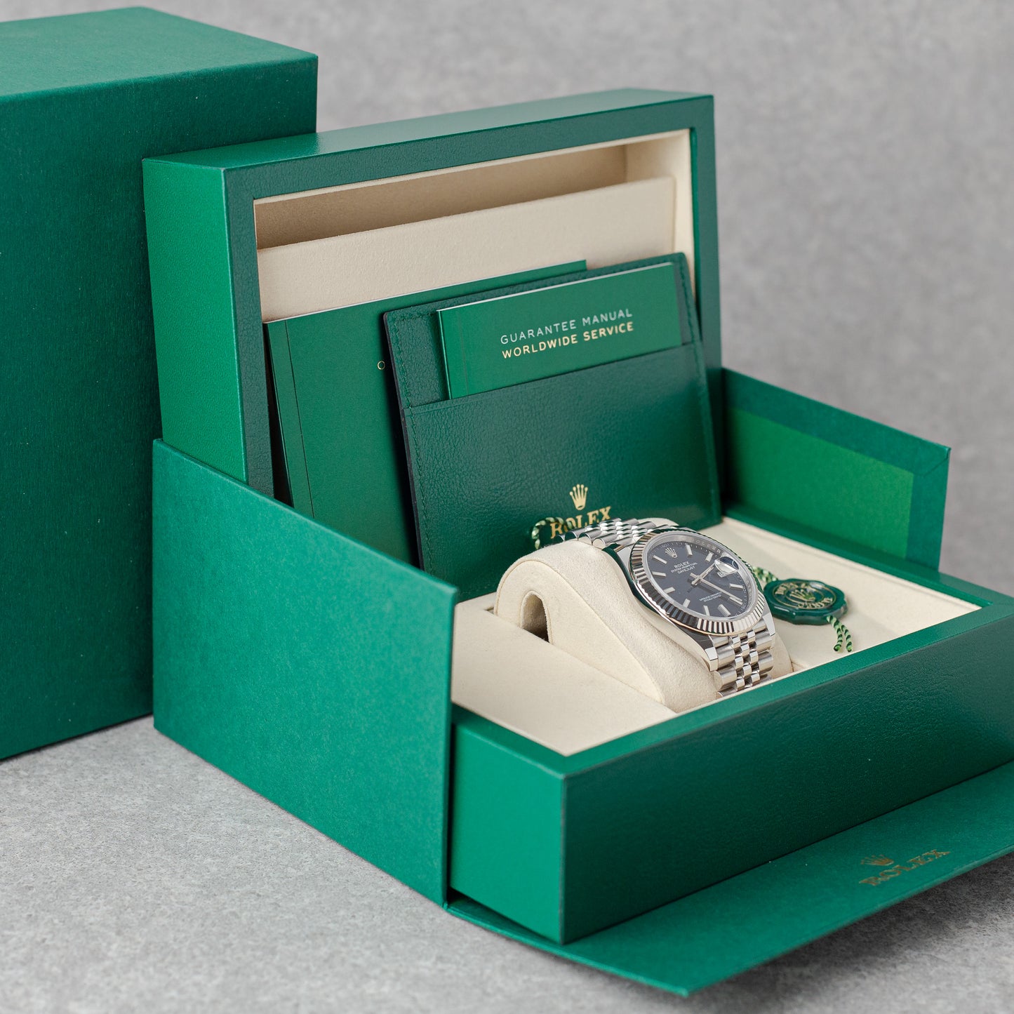 ROLEX DATEJUST 41 BLUE DIAL REF: 126334 (2025)
