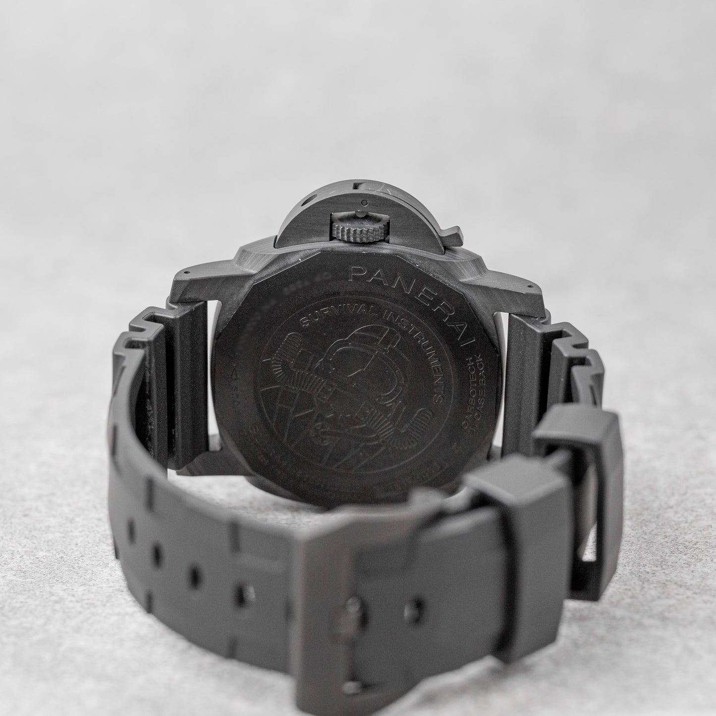 PANERAI LUMINOR CHRONO CARBOTECH 44MM REF: PAM01219 (2024)