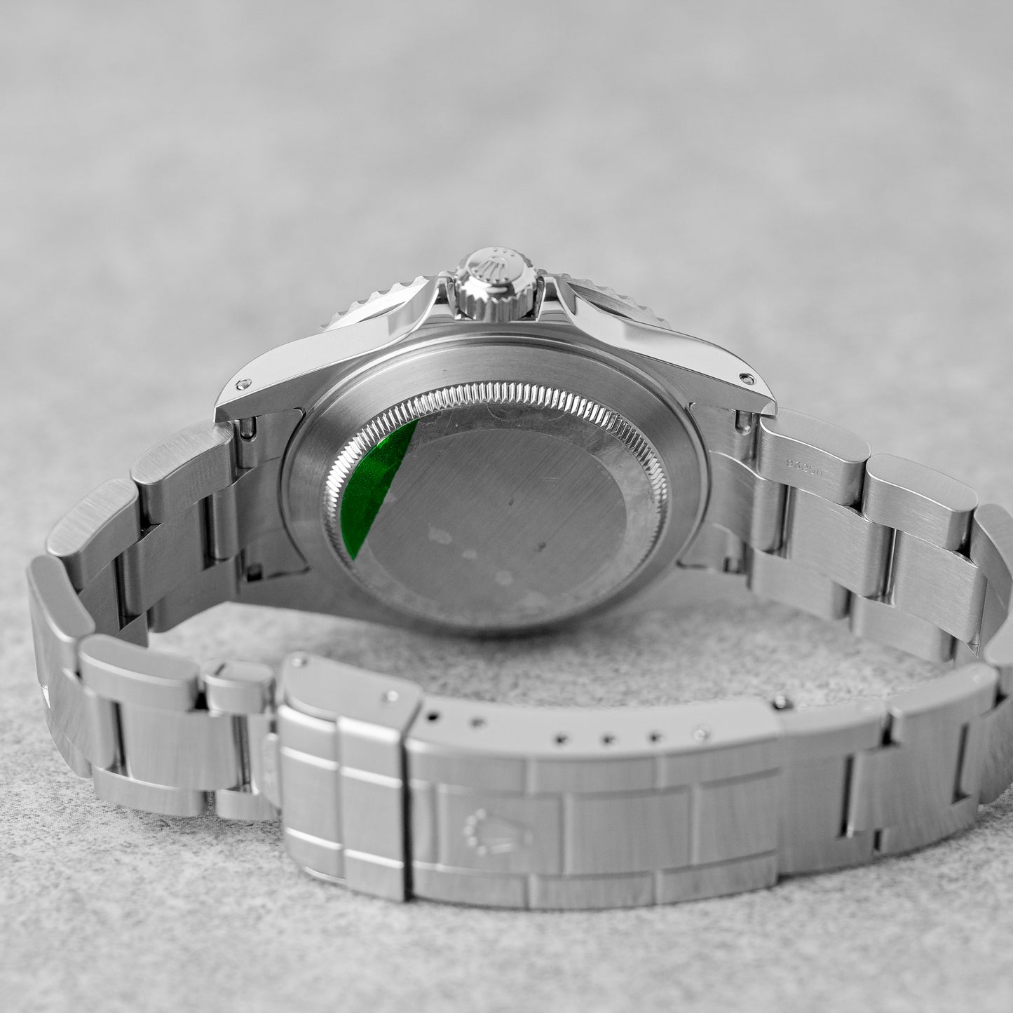 ROLEX SUBMARINER DATA REF: 16610 (2002)