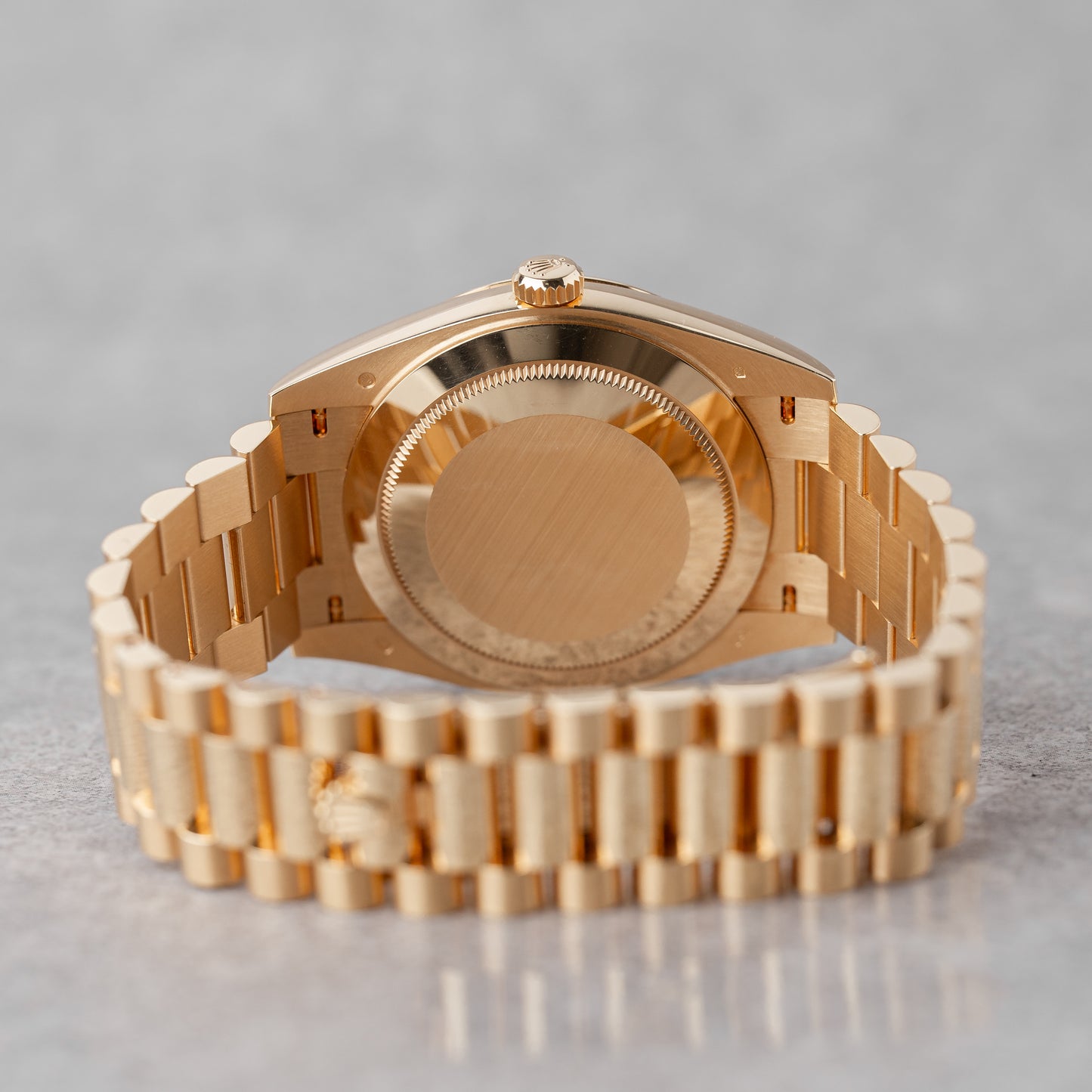 ROLEX DAY-DATE 40 PRESIDENT "WHITE DIAL" REF: 228238