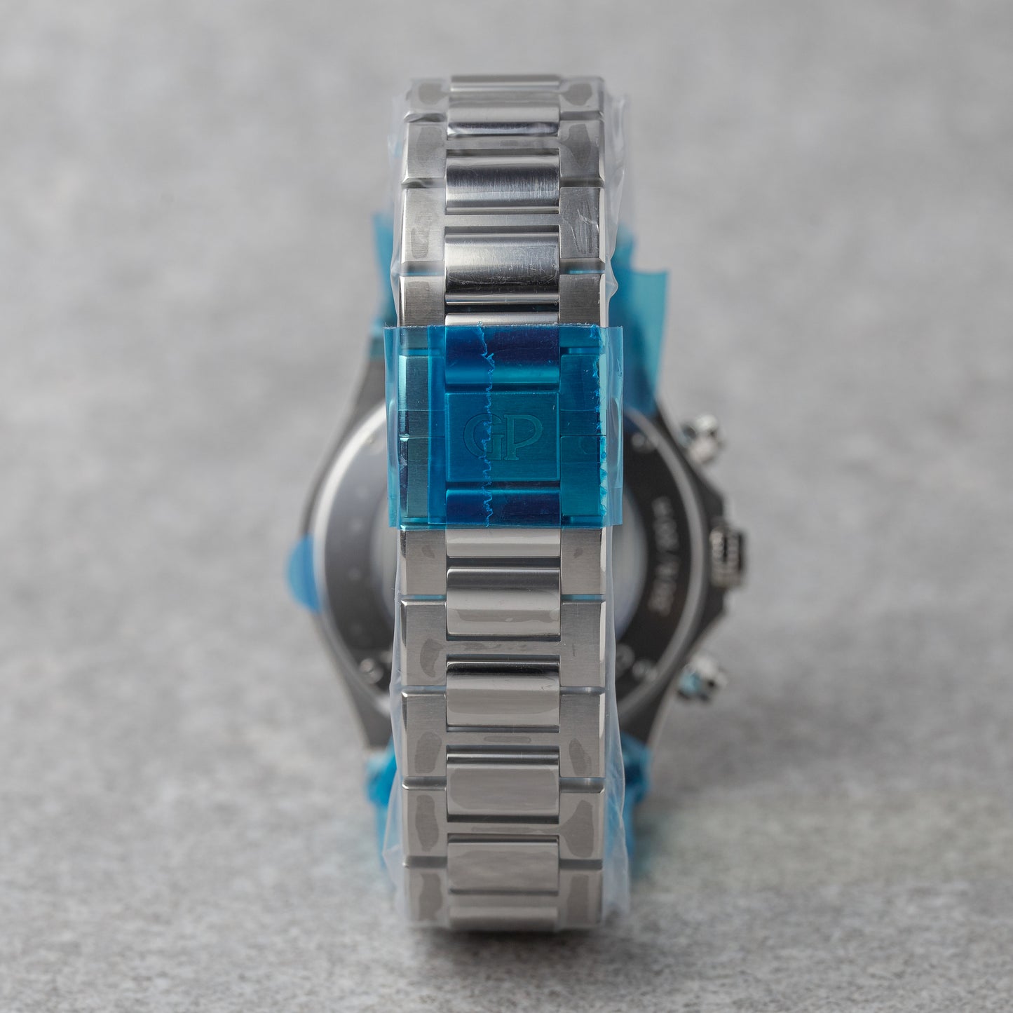 GIRARD-PERREGAUX LAUREATO CHRONOGRAPH