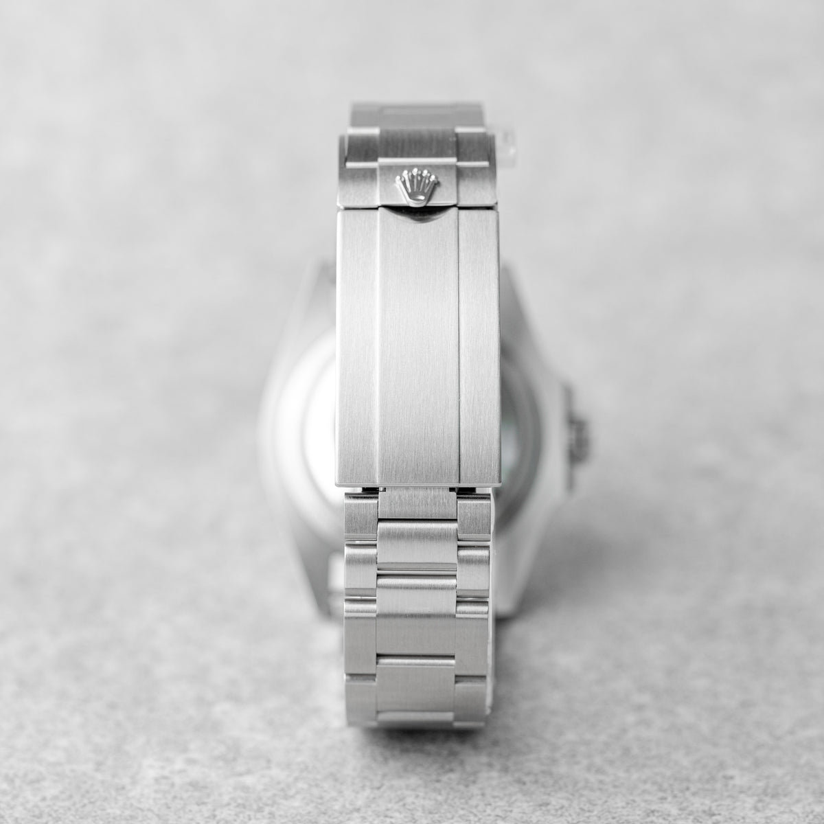 ROLEX SUBMARINER NO DATE REF: 124060