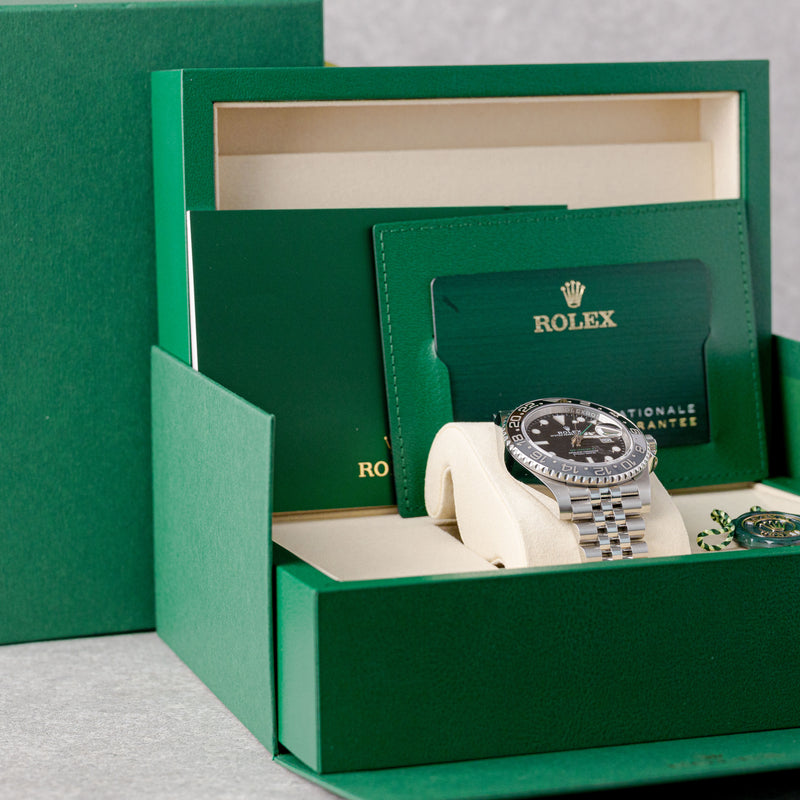 ROLEX GMT-MASTER II 'BRUCE WAYNE' JUBILEE REF: 126710GRNR