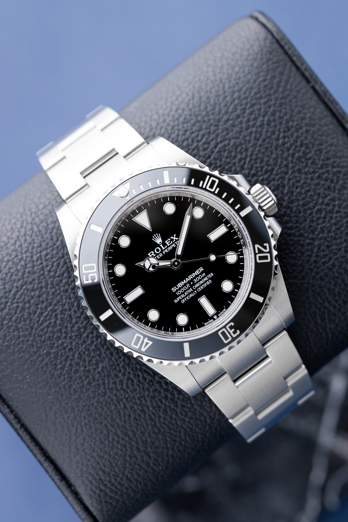 ROLEX SUBMARINER NO DATE REF: 124060