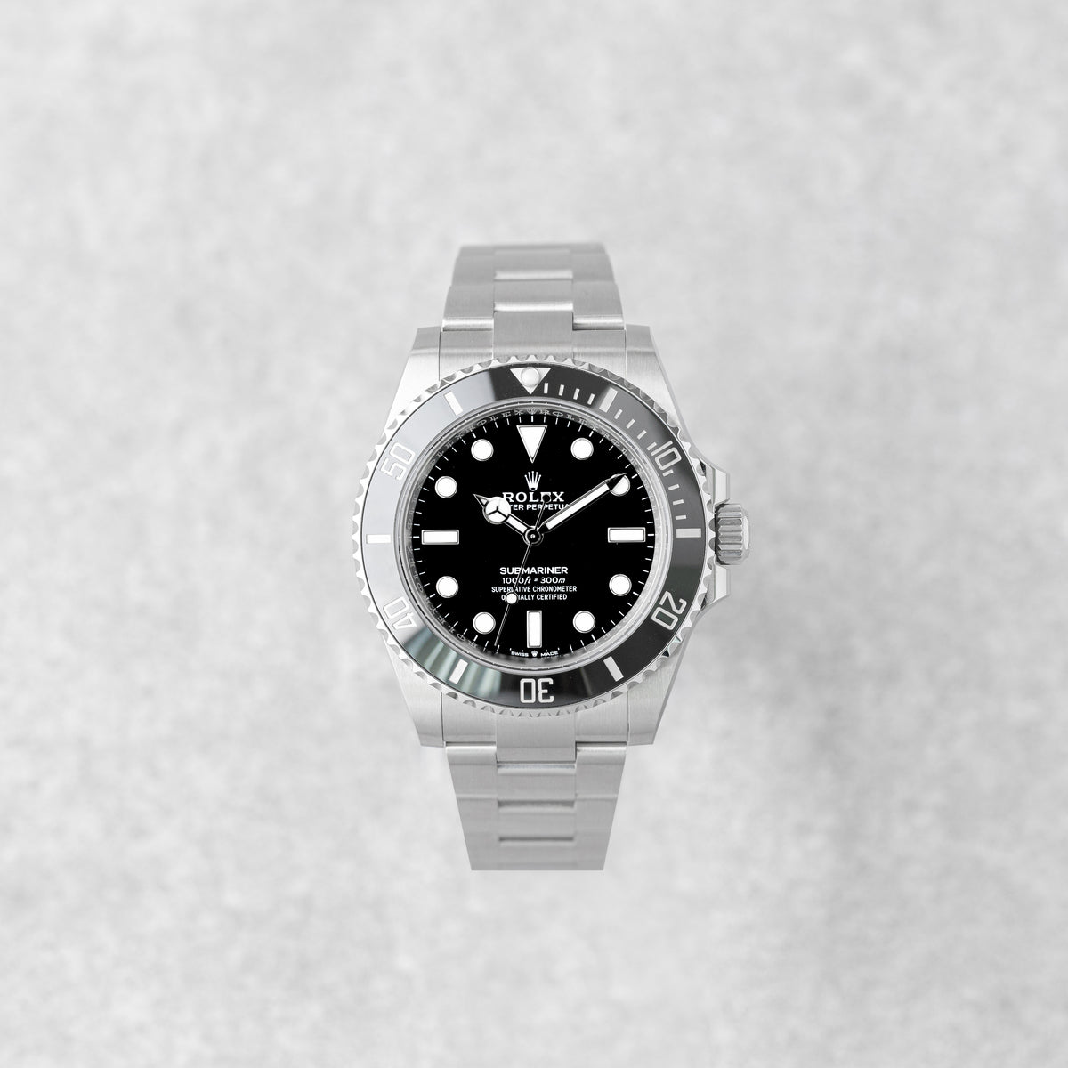 ROLEX SUBMARINER NO DATE REF: 124060