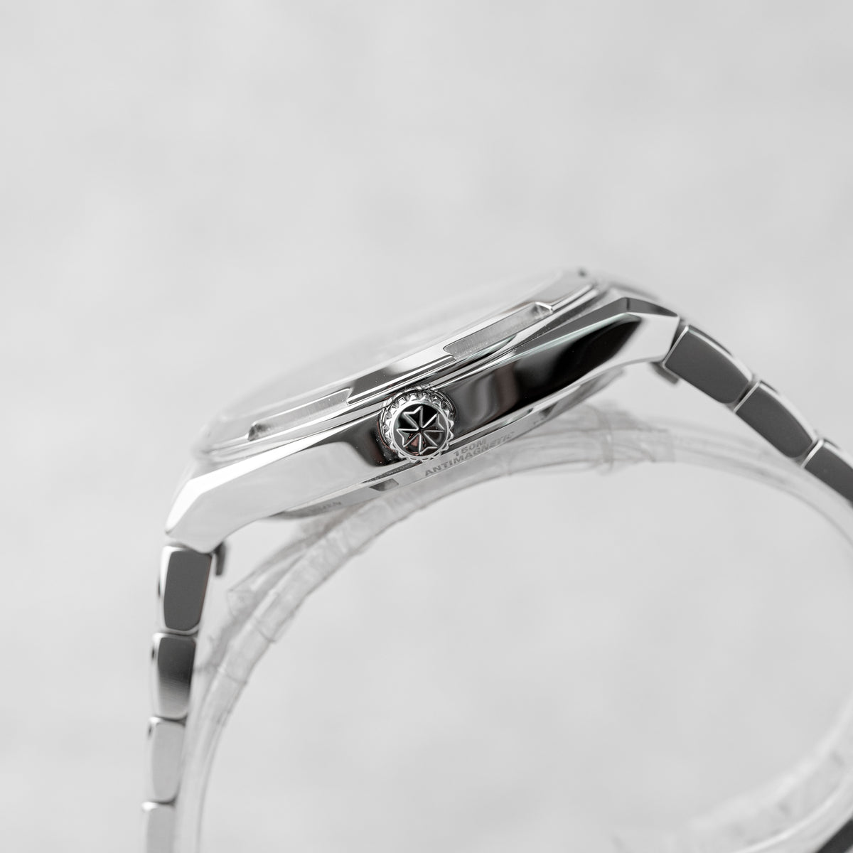 VACHERON CONSTANTIN OVERSEAS BLUE REF: 4520V/210A-B128