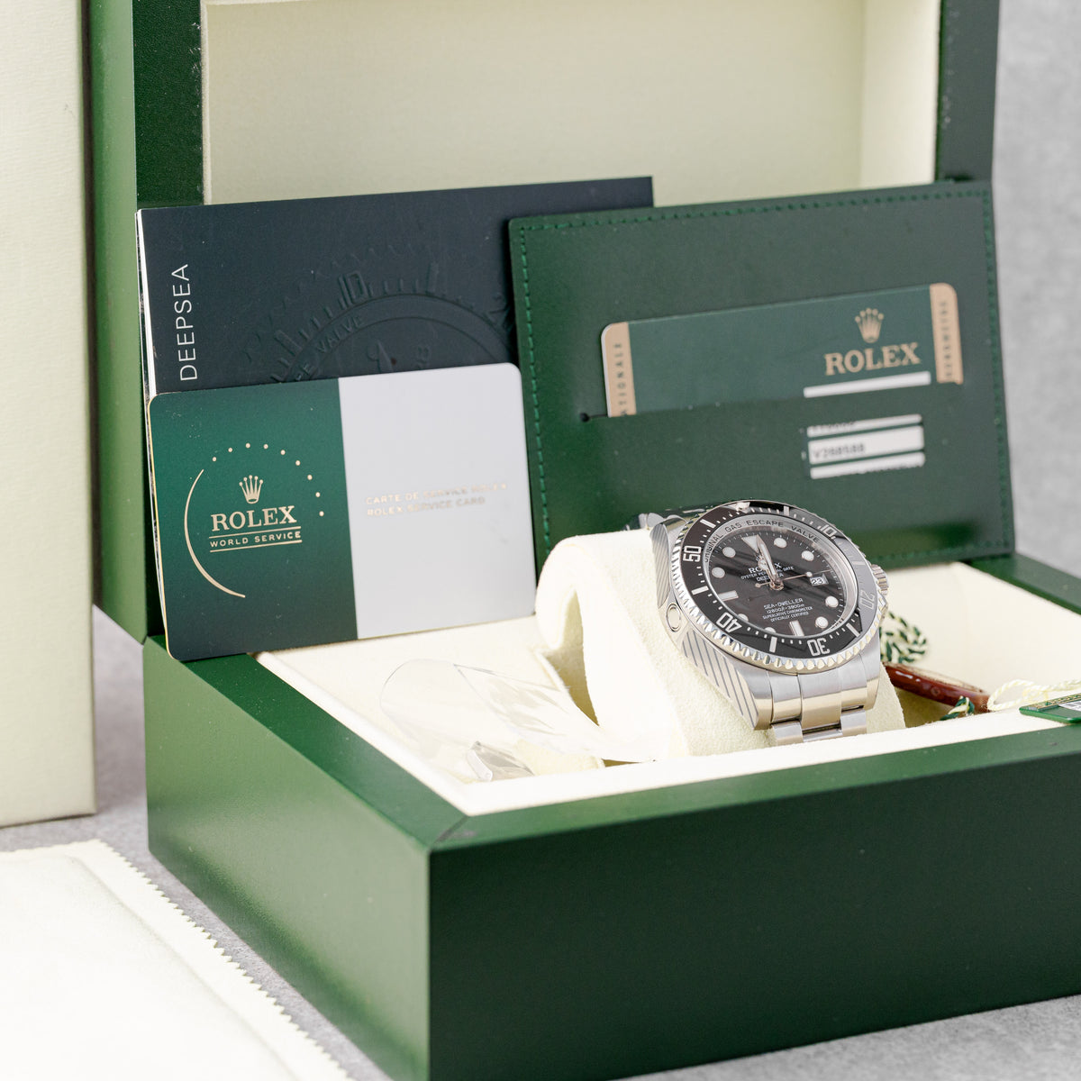 ROLEX SEA-DWELLER DEEPSEA REF: 116660