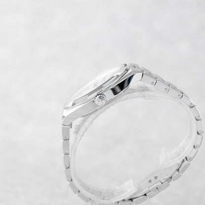 VACHERON CONSTANTIN OVERSEAS SILVER REF: 4520V/210A-B126