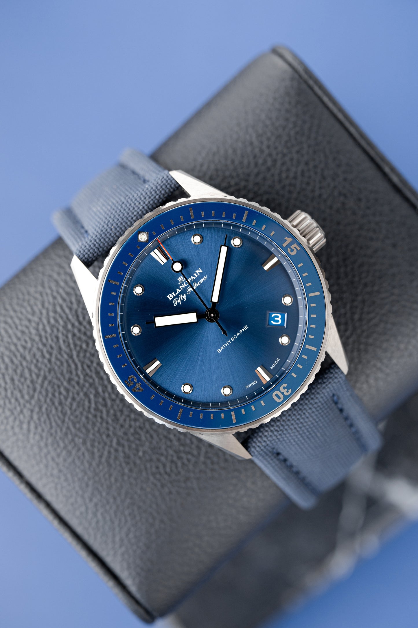 BLANCPAIN FIFTY FATHOMS BATHYSCAPHE BLUE REF: 5000-0240-O52A