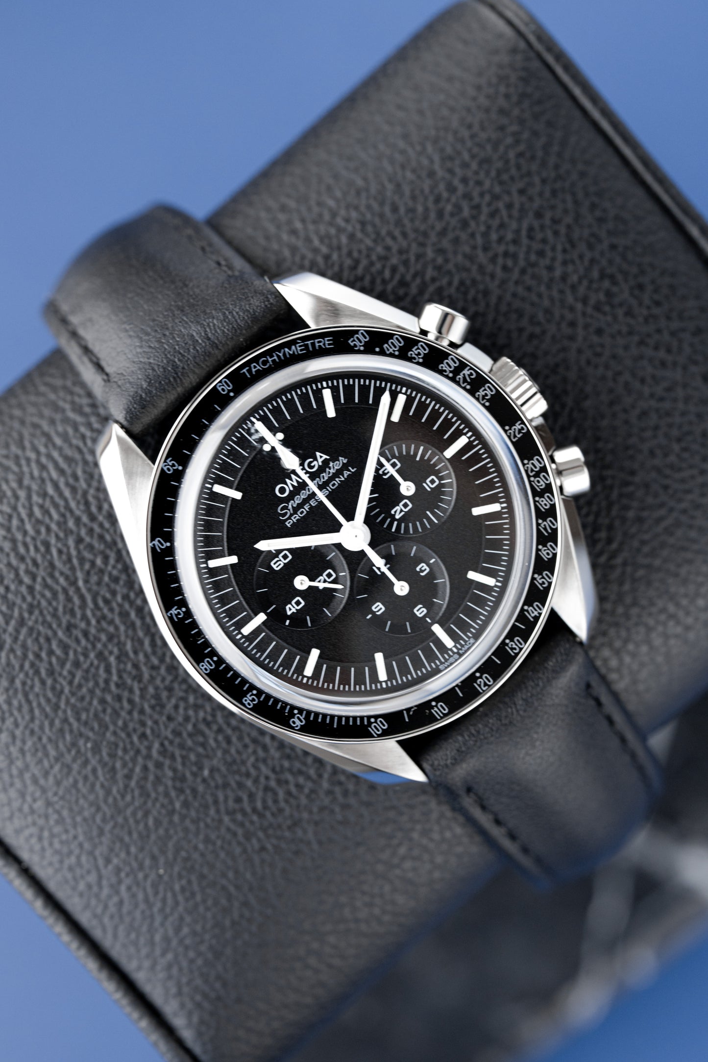 OMEGA SPEEDMASTER MOONWATCH SAPPHIRE REF: 310.32.42.50.01.002