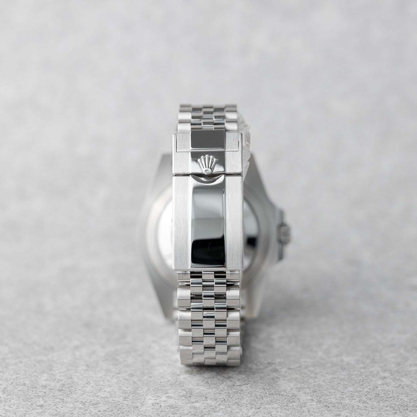 ROLEX GMT-MASTER II "BATGIRL" REF: 126710BLNR