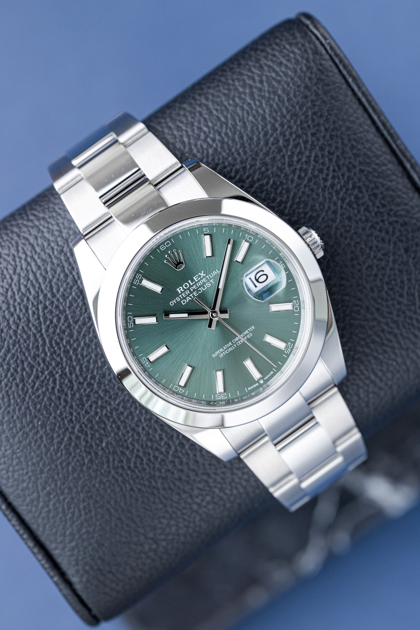ROLEX DATEJUST 41 GREEN DIAL OYSTER REF: 126300