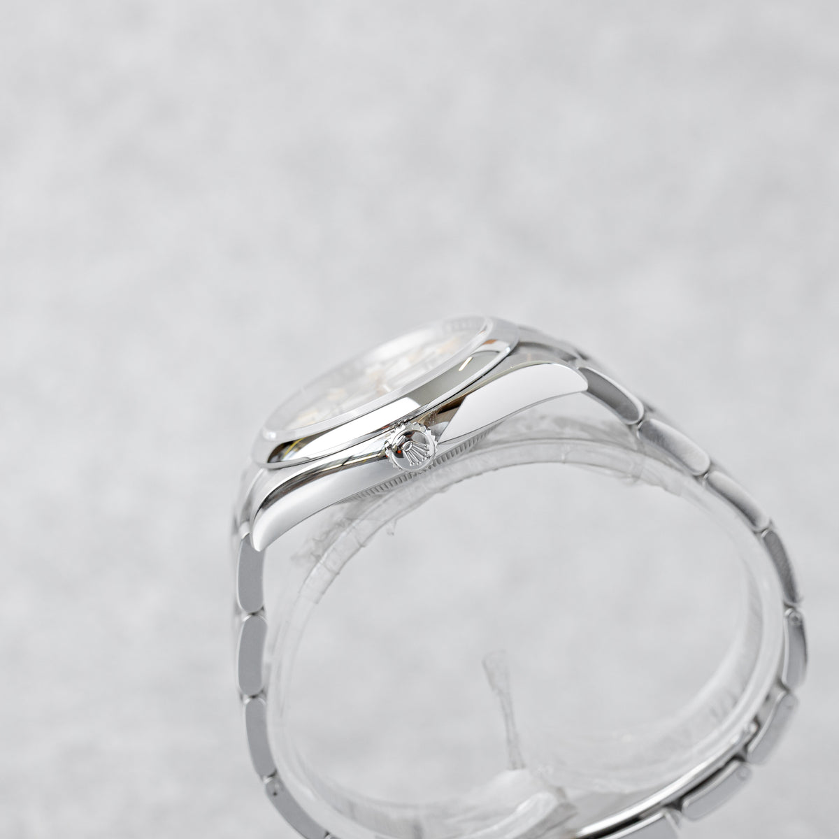 ROLEX OYSTER PERPETUAL 36 'SILVER DIAL' REF: 126000