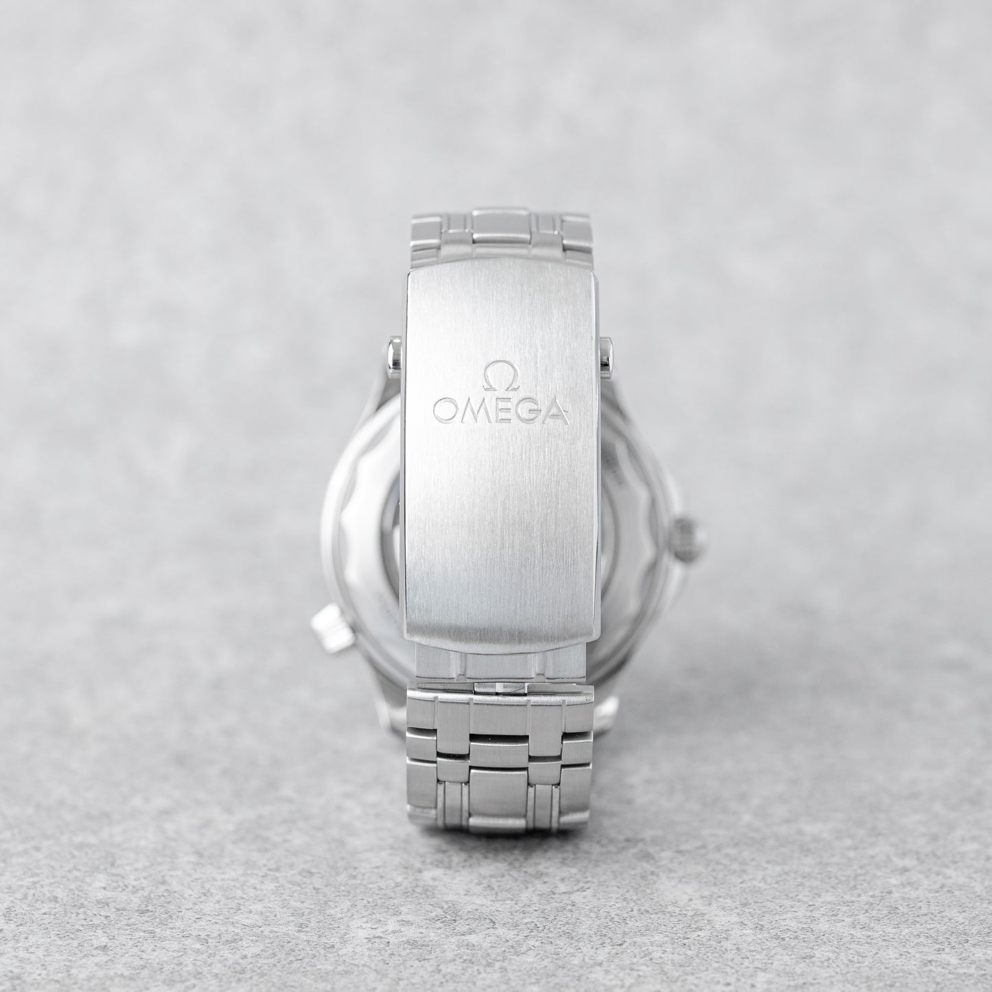 OMEGA SEAMASTER DIVER 300M BLACK DIAL REF: 210.30.42.20.01.001