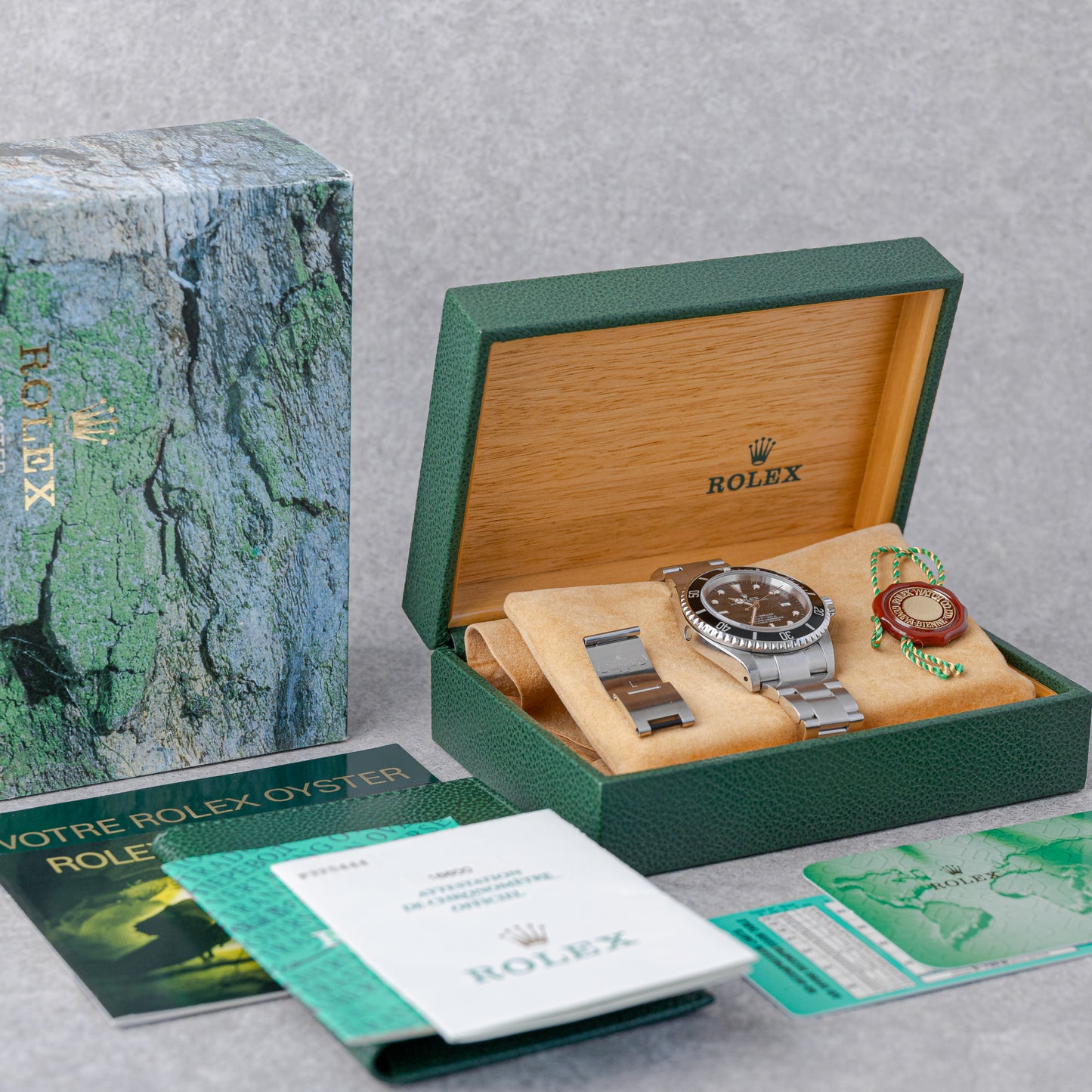 ROLEX SEA-DWELLER 4000 REF: 16600