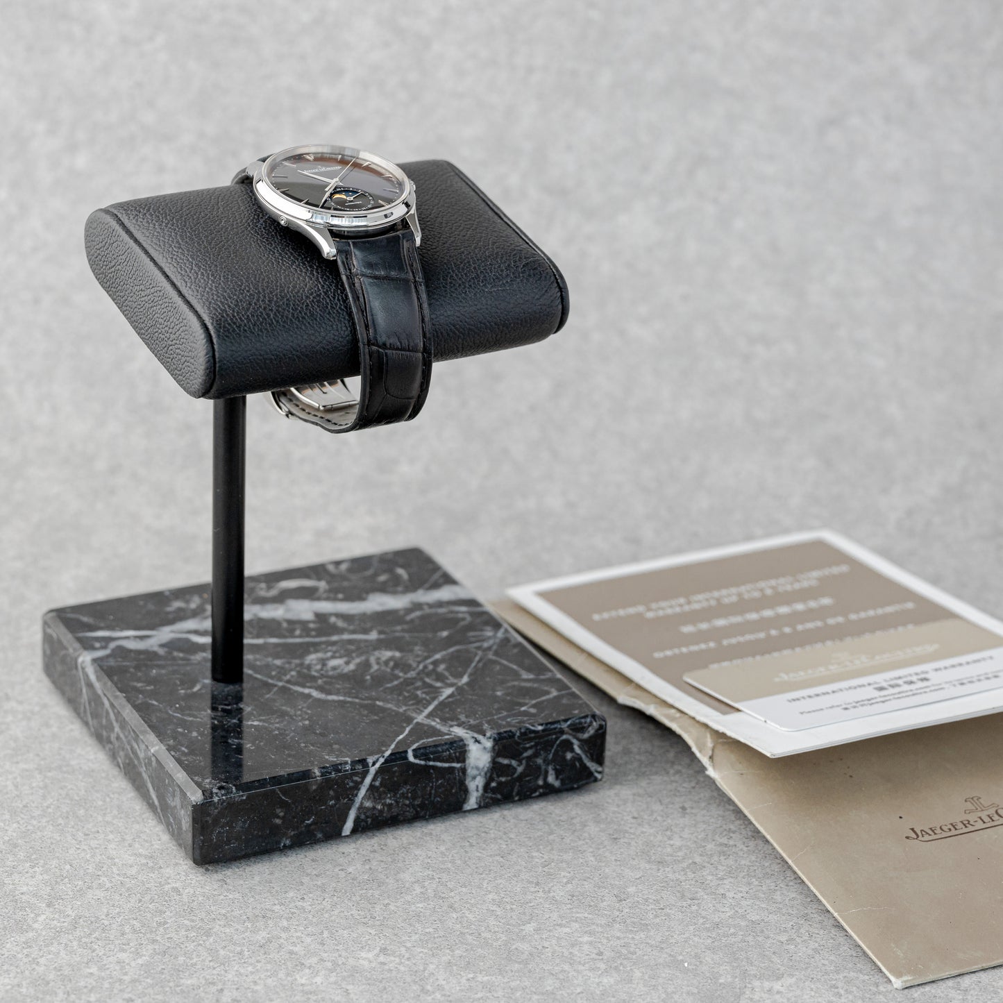 JAEGER-LECOULTRE MASTER ULTRA FINO LUA REF: Q1368470