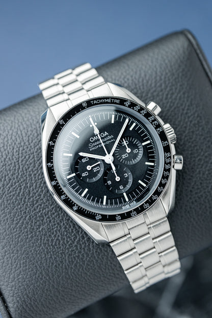 OMEGA SPEEDMASTER MOONWATCH REF: 310.30.42.50.01.001 (2021)