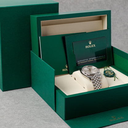 ROLEX DATEJUST 41 DIAL PRATEADO REF: 126334