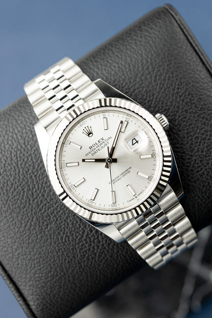 ROLEX DATEJUST 41 DIAL PRATEADO REF: 126334