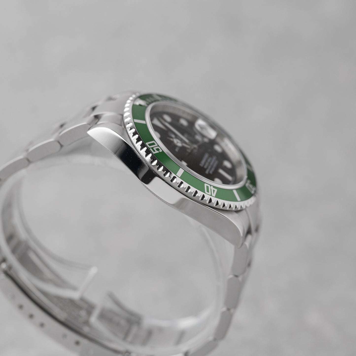 ROLEX SUBMARINER DATE "KERMIT" REF: 16610LV