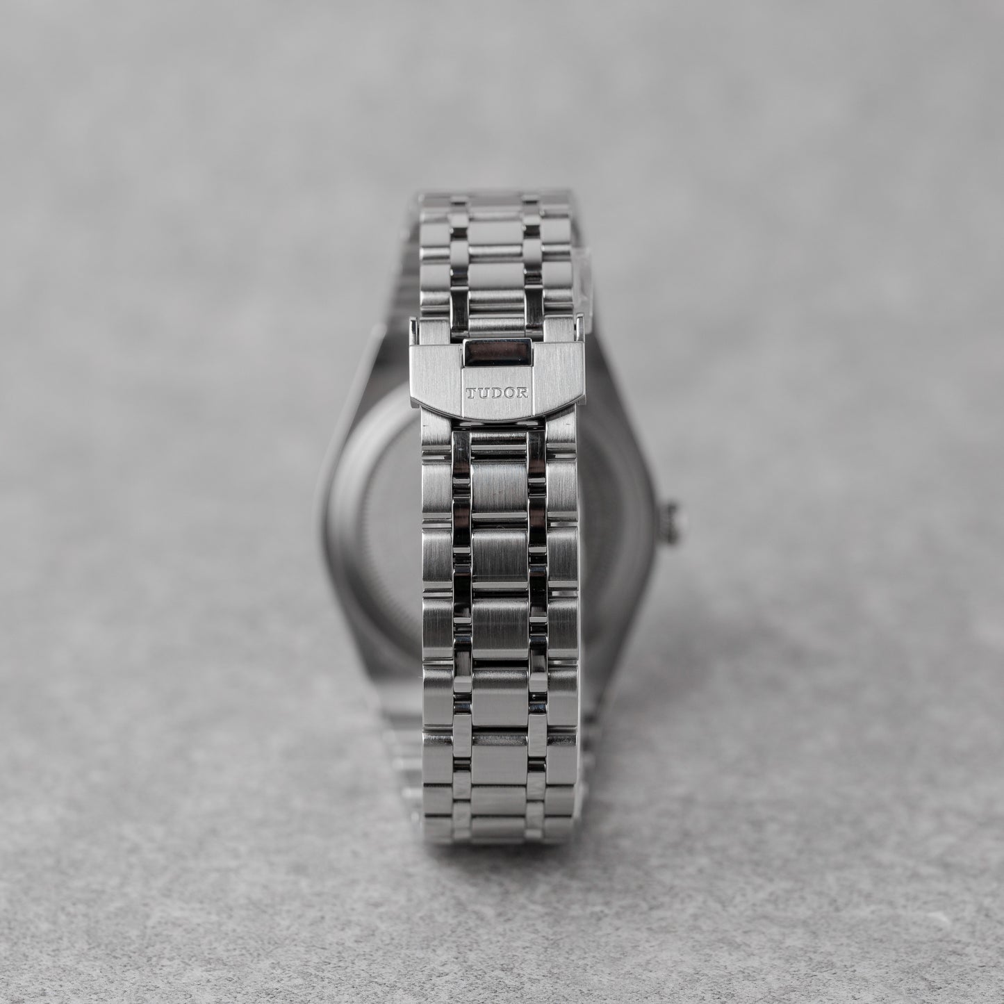 TUDOR ROYAL 41 REF: 28600