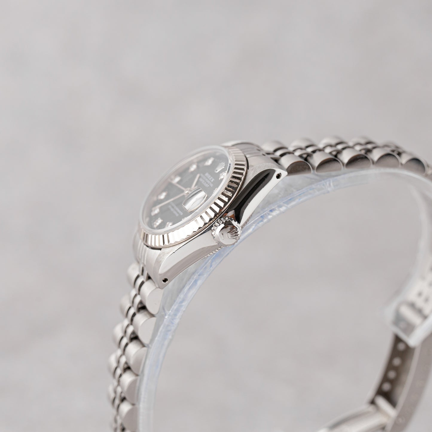 ROLEX LADY-DATEJUST 26 BLACK DIAMOND DIAL REF: 69174 (1990)