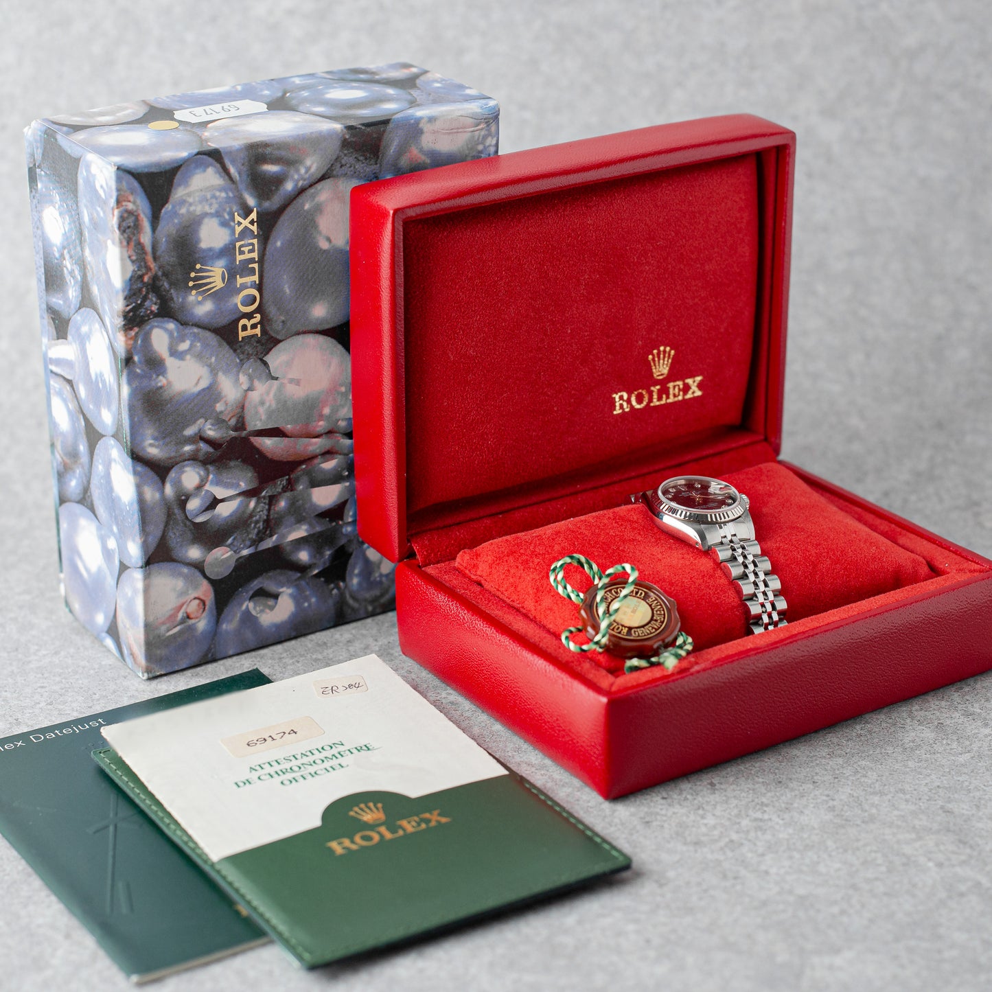 ROLEX LADY-DATEJUST 26 BLACK DIAMOND DIAL REF: 69174 (1990)