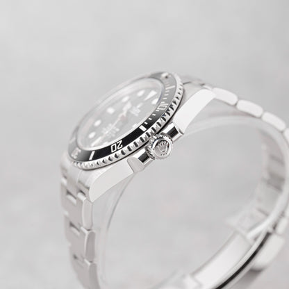 ROLEX SUBMARINER NO DATE REF: 124060 (2021)