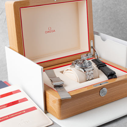 OMEGA SEAMASTER DIVER 300M BLACK DIAL REF: 210.32.42.20.01.001 (2022)
