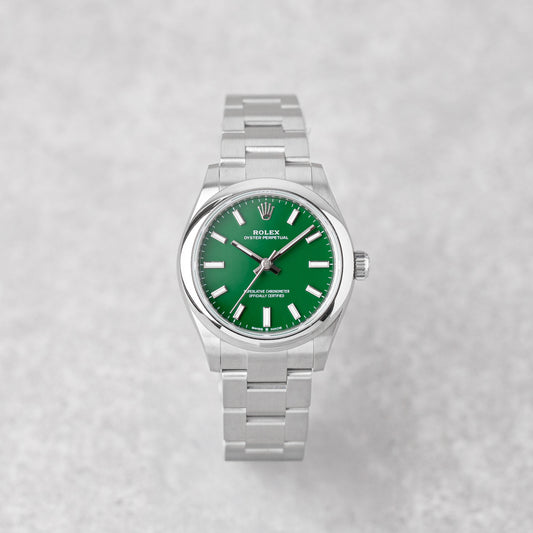 ROLEX OYSTER PERPETUAL 31 GREEN DIAL REF: 277200 (2025)