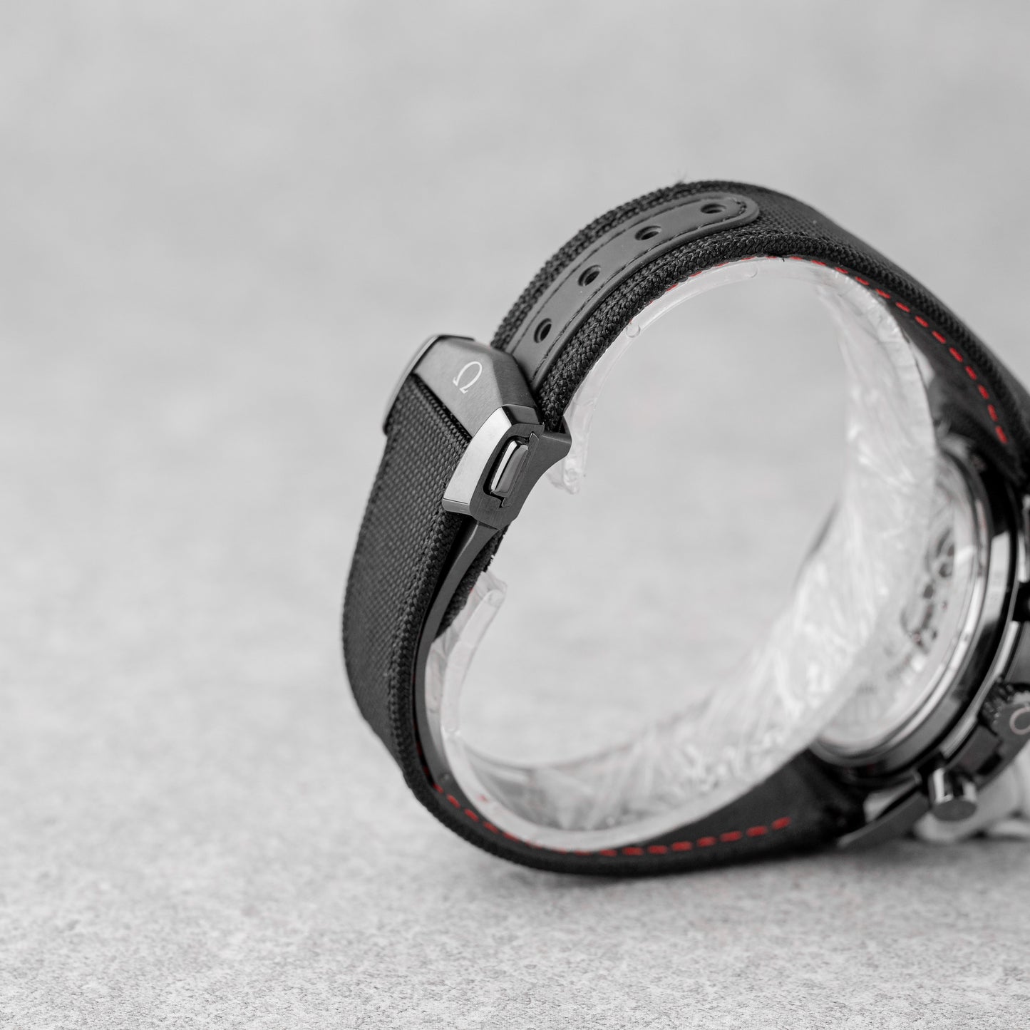 OMEGA SPEEDMASTER DARK SIDE OF THE MOON REF: 311.92.44.51.01.003