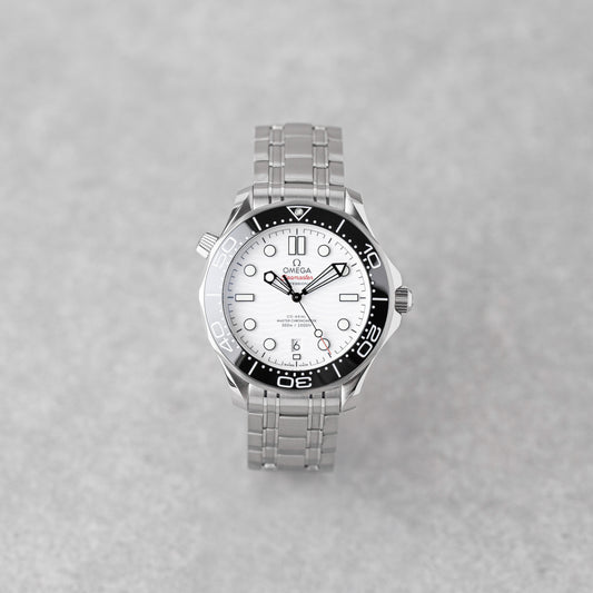OMEGA SEAMASTER DIVER 300M WHITE DIAL REF: 210.30.42.20.04.001 (2024)