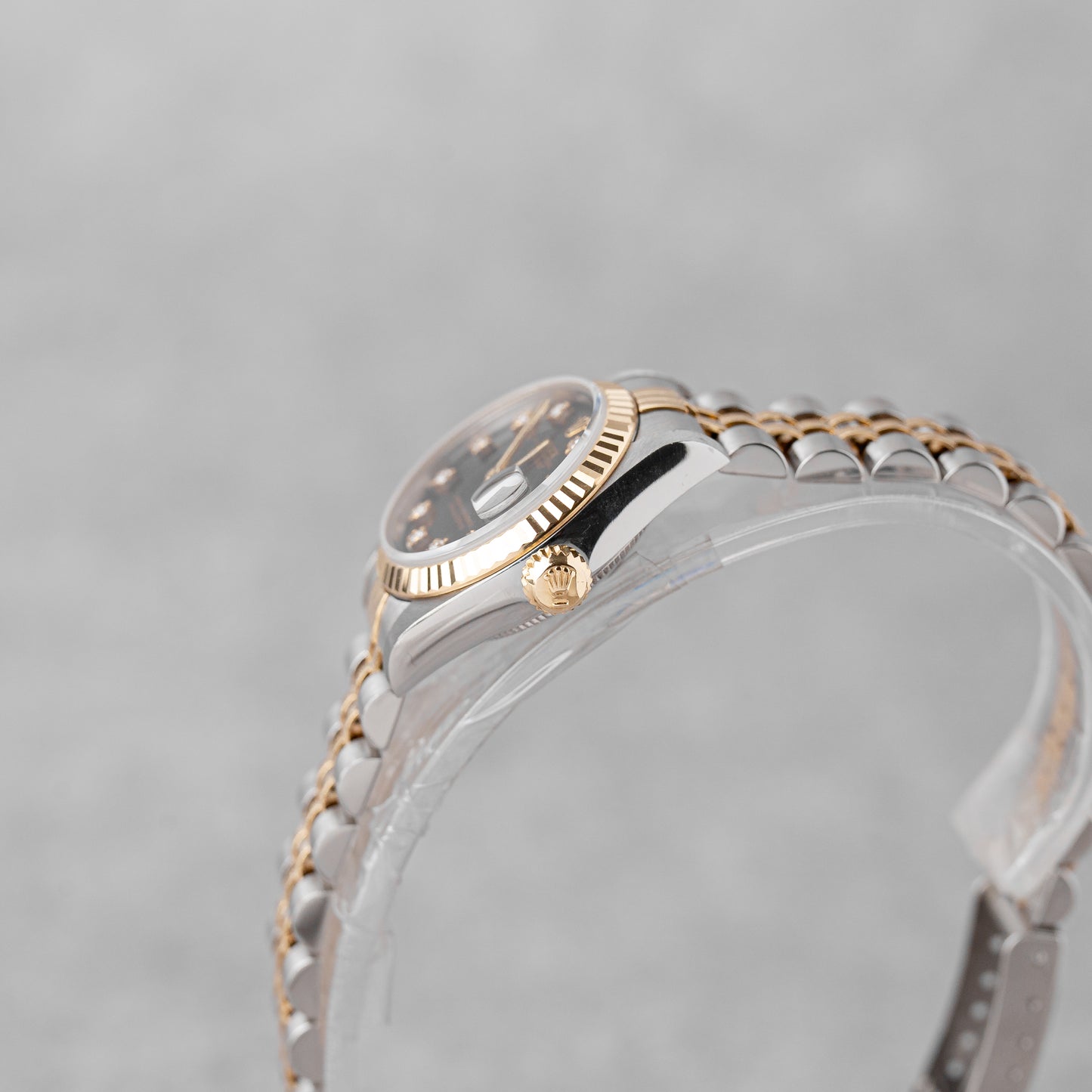 ROLEX LADY-DATEJUST 26 BLACK DIAMOND DIAL REF: 69173