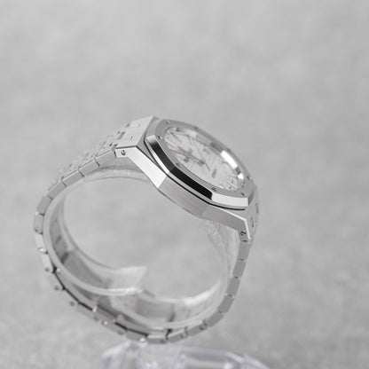 AUDEMARS PIGUET ROYAL OAK 37MM WHITE REF: 15450ST (2020)