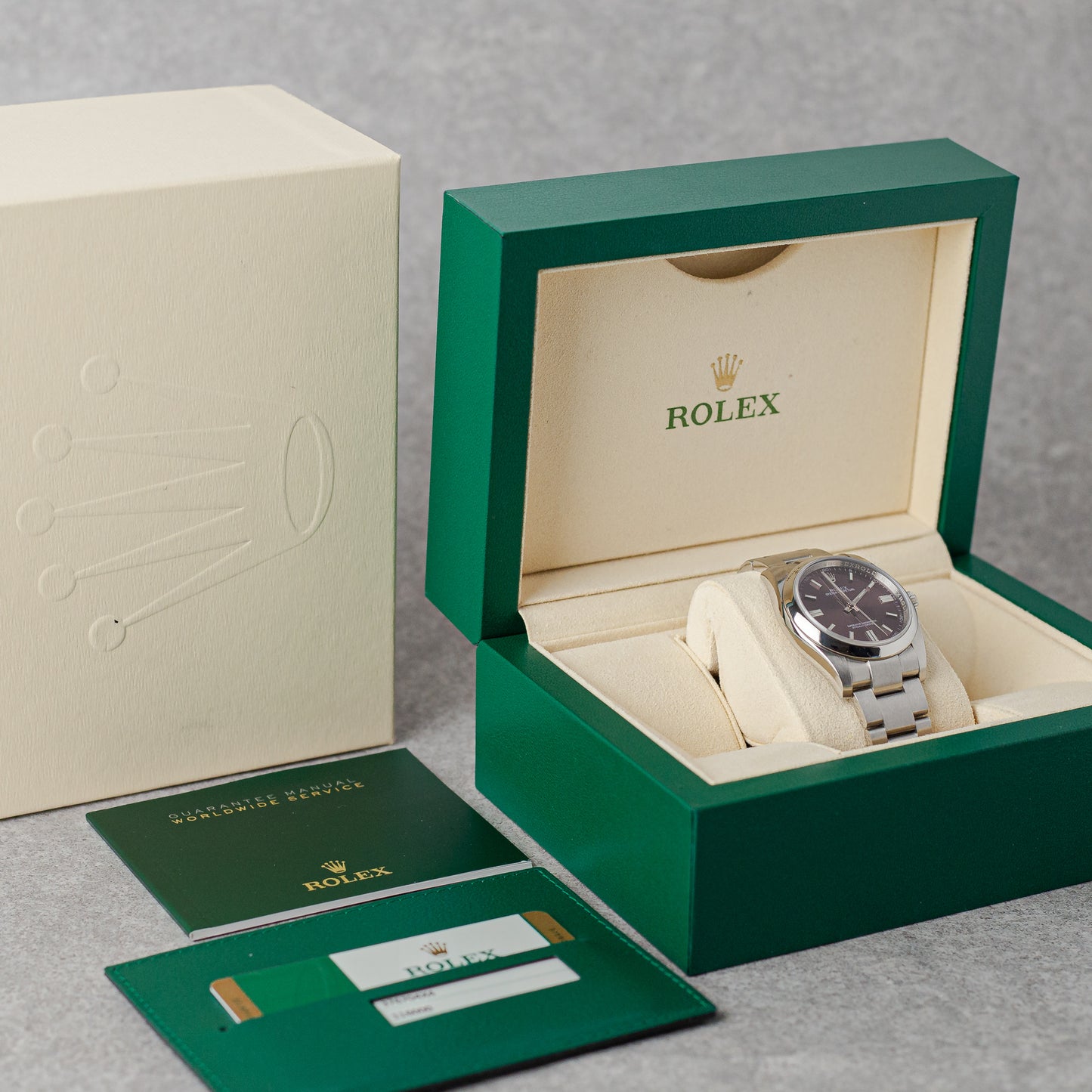 ROLEX OYSTER PERPETUAL 36 'UVA VERMELHA' REF: 116000