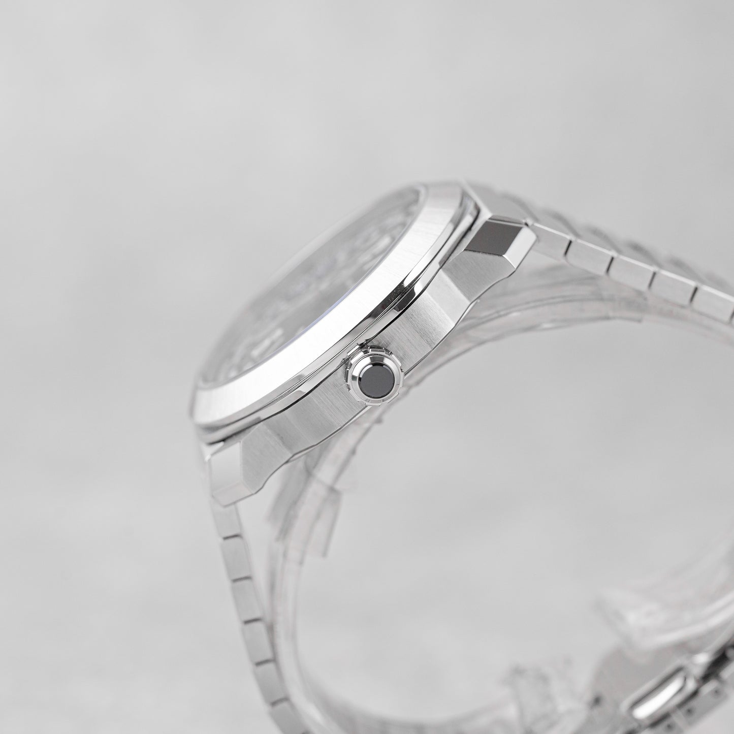 BULGARI OCTO ROMA WORLDTIME REF: 103481 (2021)