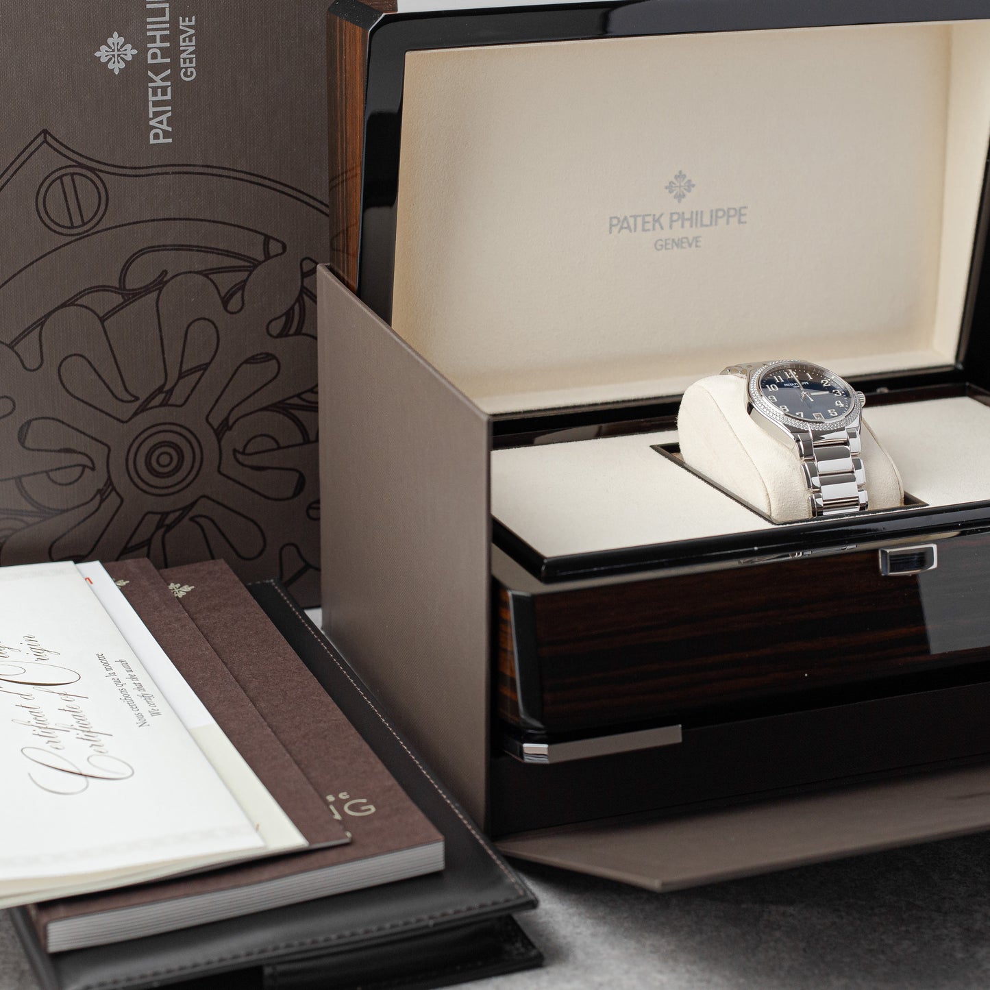 PATEK PHILIPPE TWENTY~4 'BLUE DIAL' REF: 7300/1200A-001 (2018)