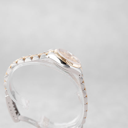 ROLEX LADY-DATEJUST 26 MOSTRADOR CHAMPANHE COM DIAMANTE REF: 69173 (1993)